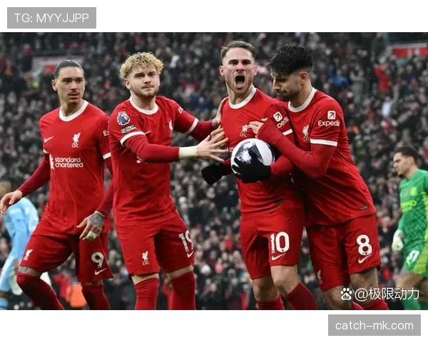 英超黄金阵容出炉：明星球员强势复苏点燃赛季热潮