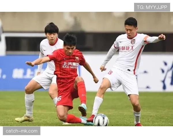 武磊状态回暖,速度优势助力球队稳健前行 武磊状态回暖,速度优势助力球队稳健前行