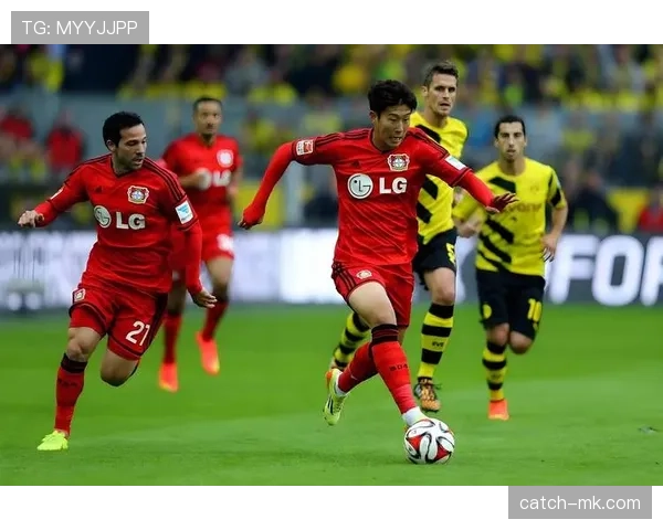 那不勒斯欧冠突破难点，防守稳定性问题已对晋级前景产生影响。